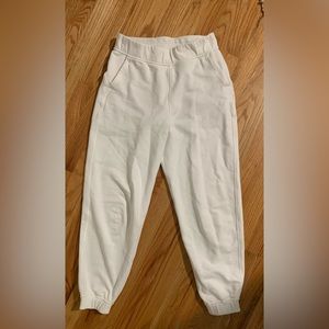 Lululemon Relaxed High-Rise Jogger